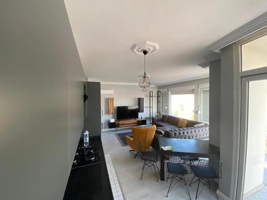 Apartment Deniz Manzarali Havuzlu Full Esyali Kiralik Daire *